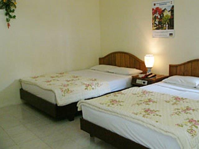 Dong Loi Hotel Hue Esterno foto